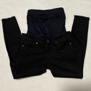 Maternity skinny jeans
